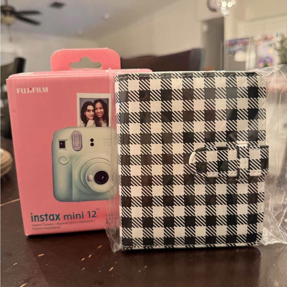 Fujifilm Instax Mini 12 with Checkered Case